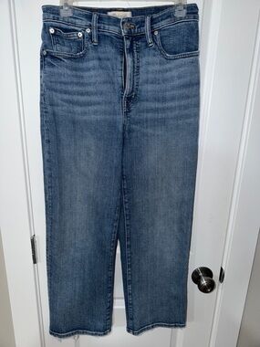 Madewell Straight Leg Jeans in Medium Blue Wash